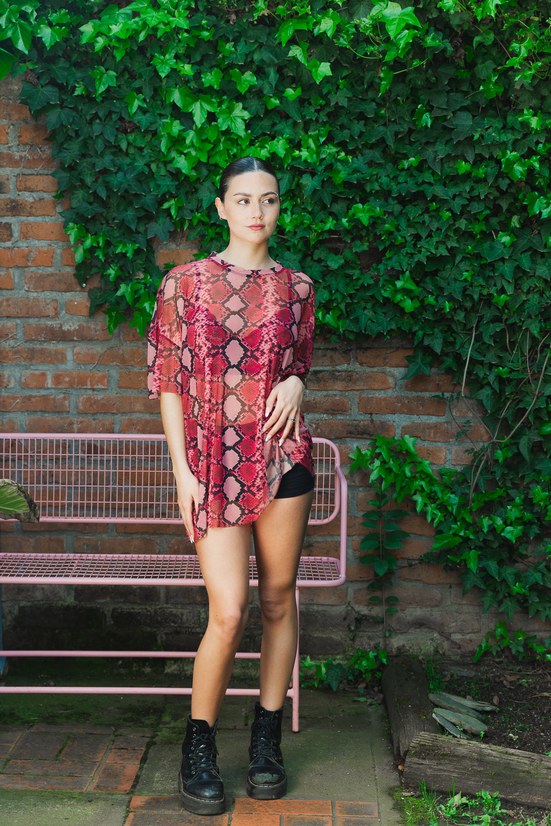 POLERA OVERSIZE PITÓN MALLA - FUCSIA