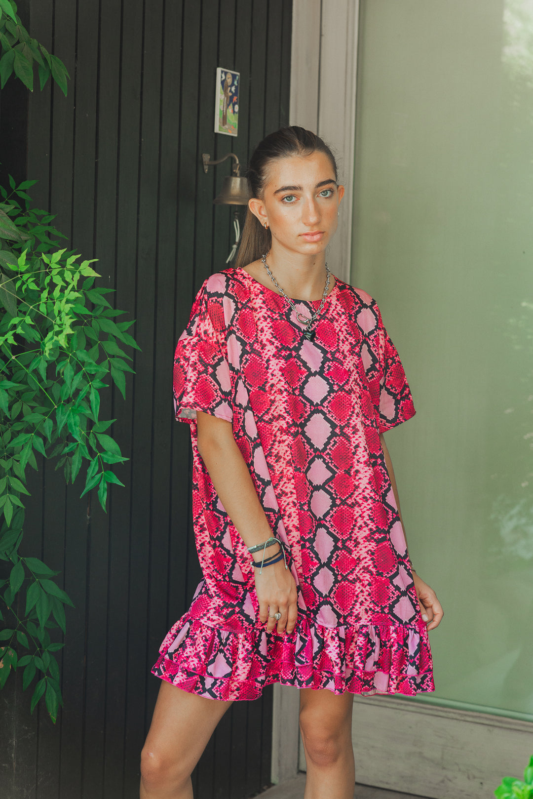 VESTIDO SATÍN PITÓN OVERSIZE - FUCSIA