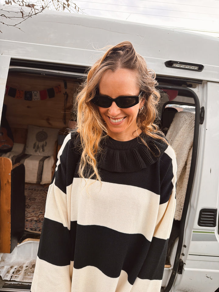 SWEET TROUBLE SWEATER NEGRO CRUDO