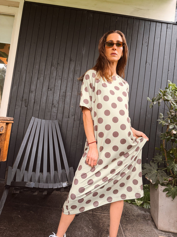 DOT CRUSH DRESS - VERDE CAFÉ