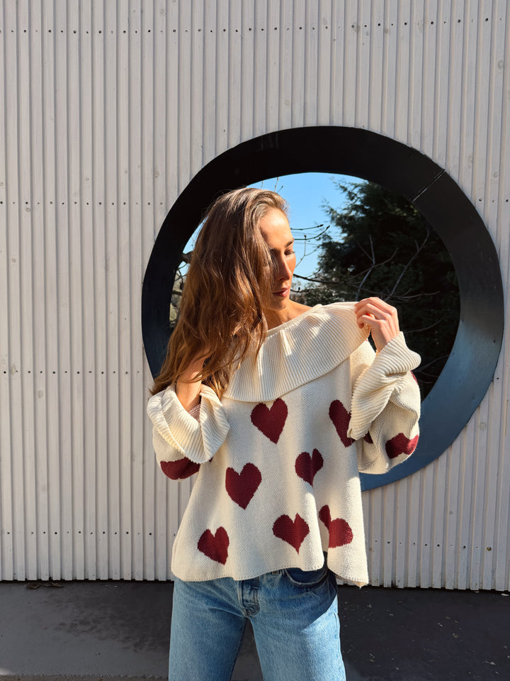 HEART RIOT SWEATER - CRUDO
