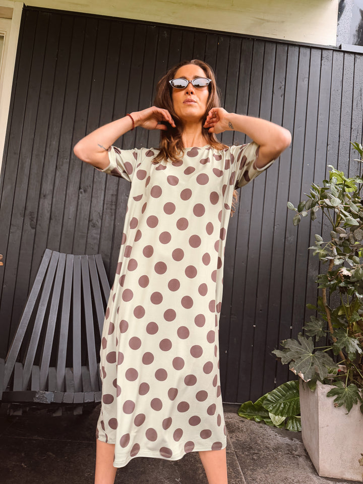 DOT CRUSH DRESS - VERDE CAFÉ